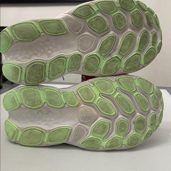 NEW BALANCE FRESH FOAM x MORE V4 RUNNING SNEAKERS WOMENS SIZE 7.5 - Picture 14 of 14